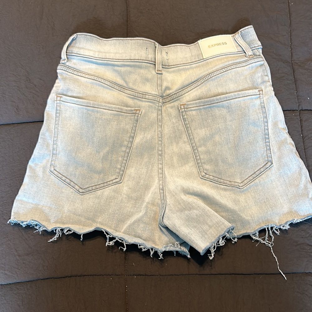 Express Jean Shorts - Picture 4 of 6